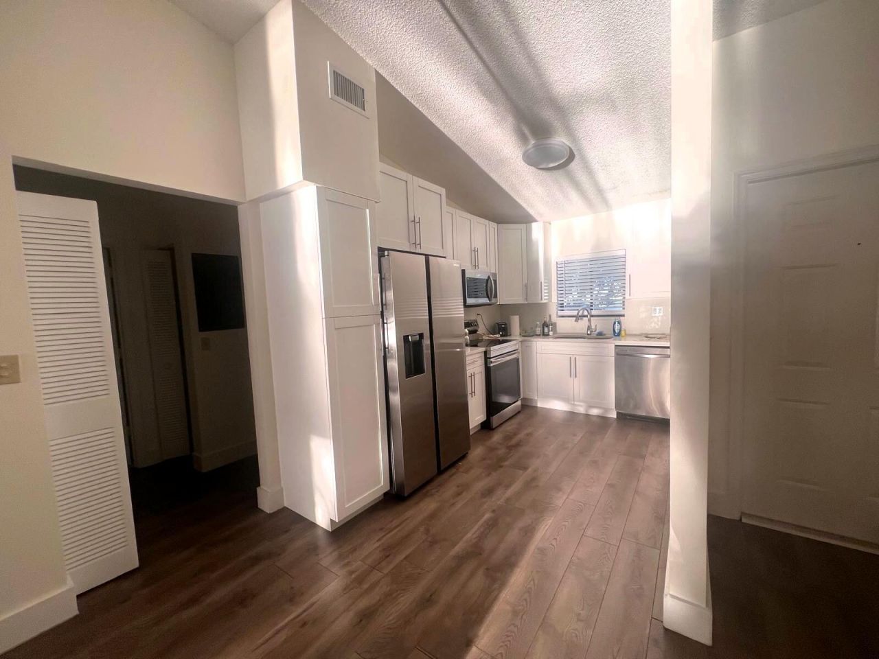 2900 Olivewood Terrace, Unit 206, Boca Raton, FL 33431 Photo