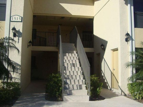 1515 Lake Crystal Drive, Unit H, West Palm Beach, FL 33411