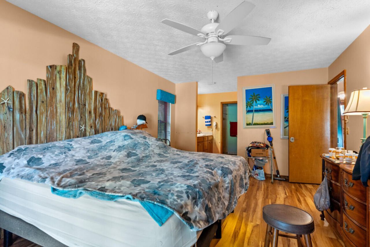 1119 SE Cambridge Drive, Port Saint Lucie, FL 34952 Photo