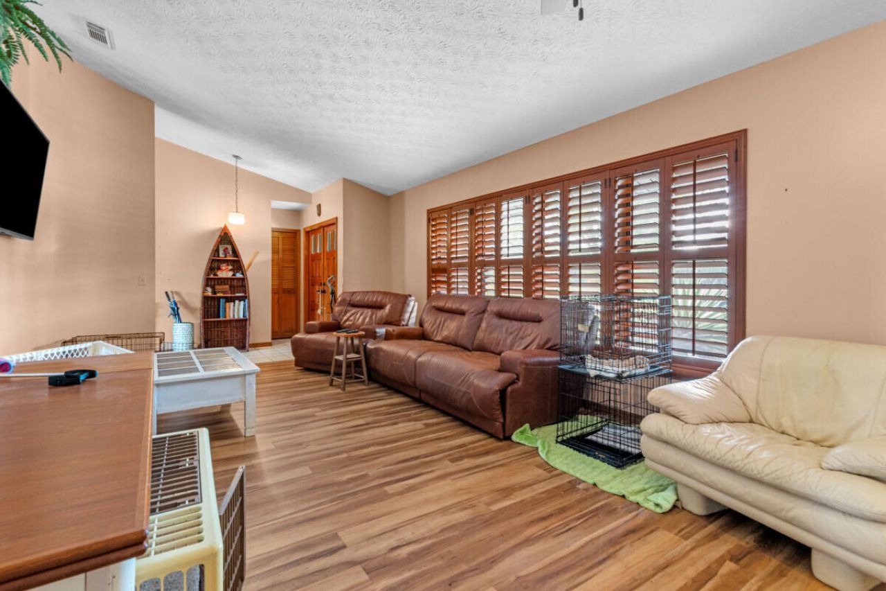 1119 SE Cambridge Drive, Port Saint Lucie, FL 34952 Photo