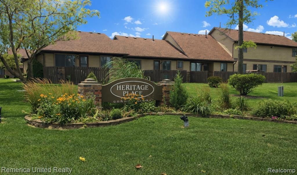 3772 Heritage Parkway Dearborn, MI 48124
