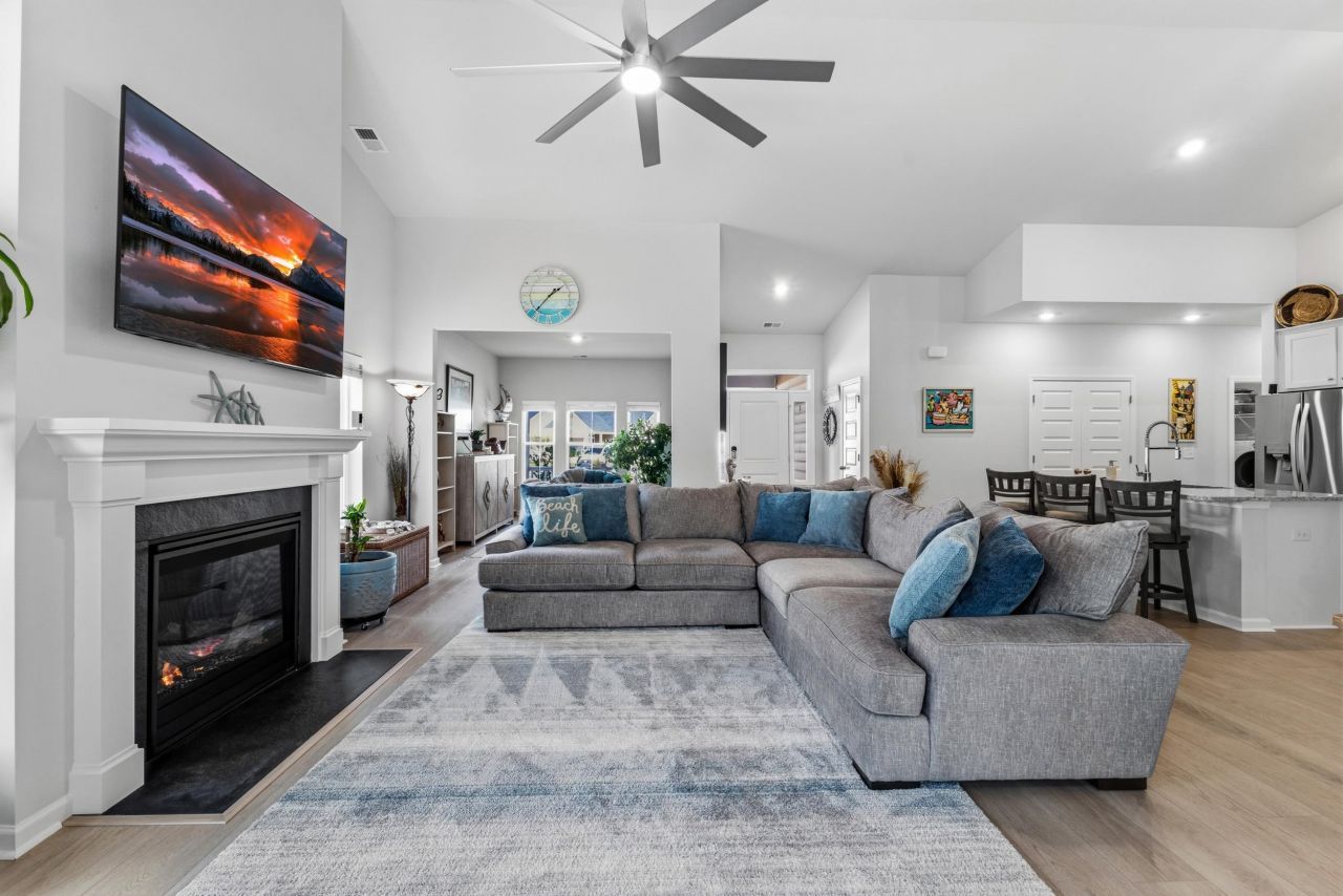 702 Isle Verde Dr Photo 11