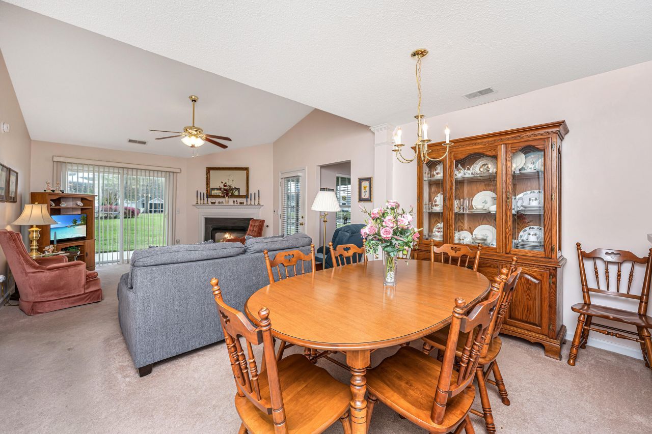 218 Dupont Way Photo 12