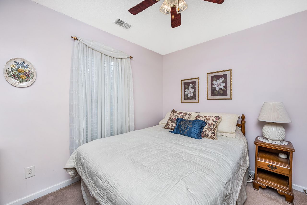 218 Dupont Way Photo 22