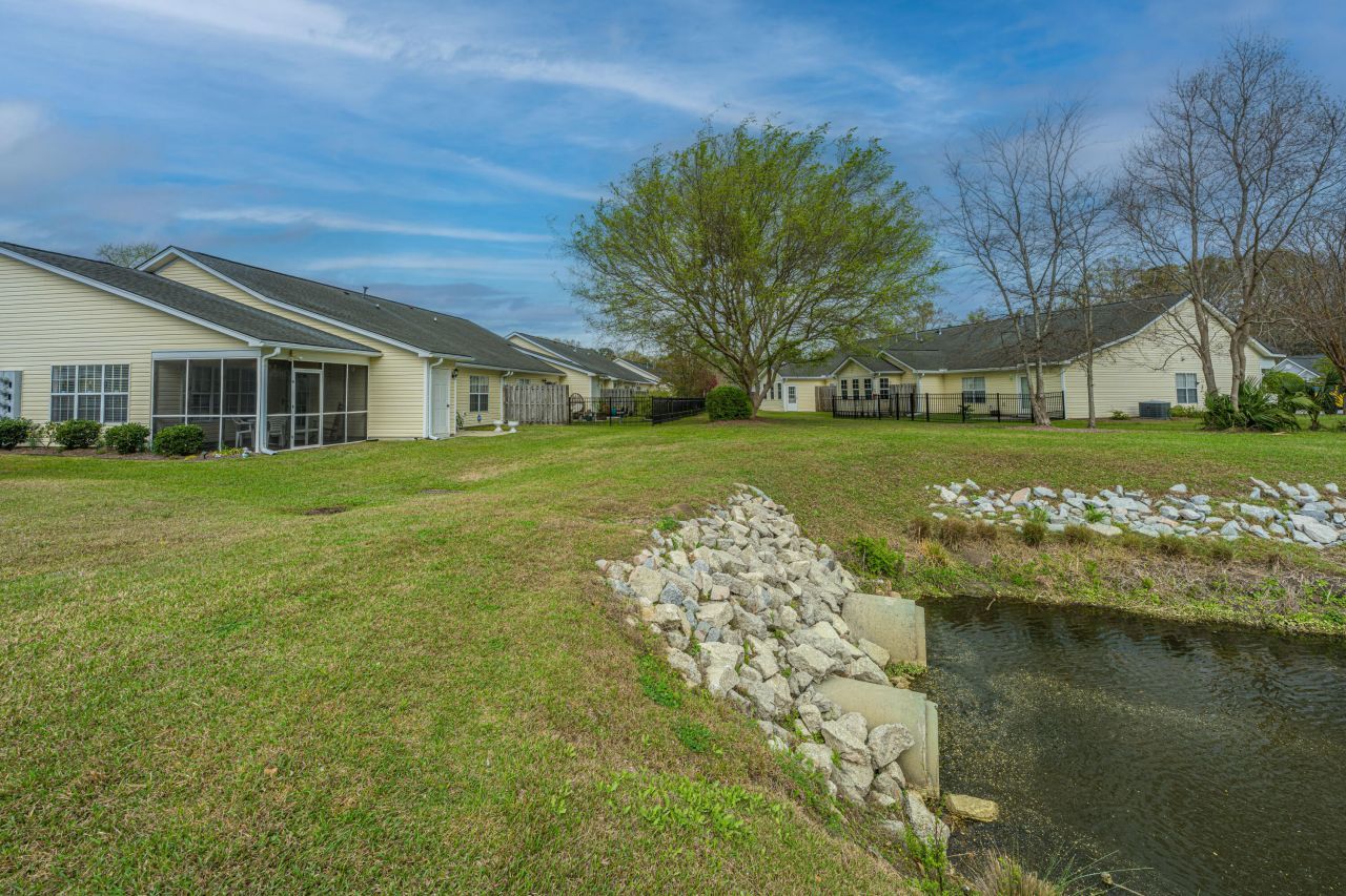 218 Dupont Way Photo 32