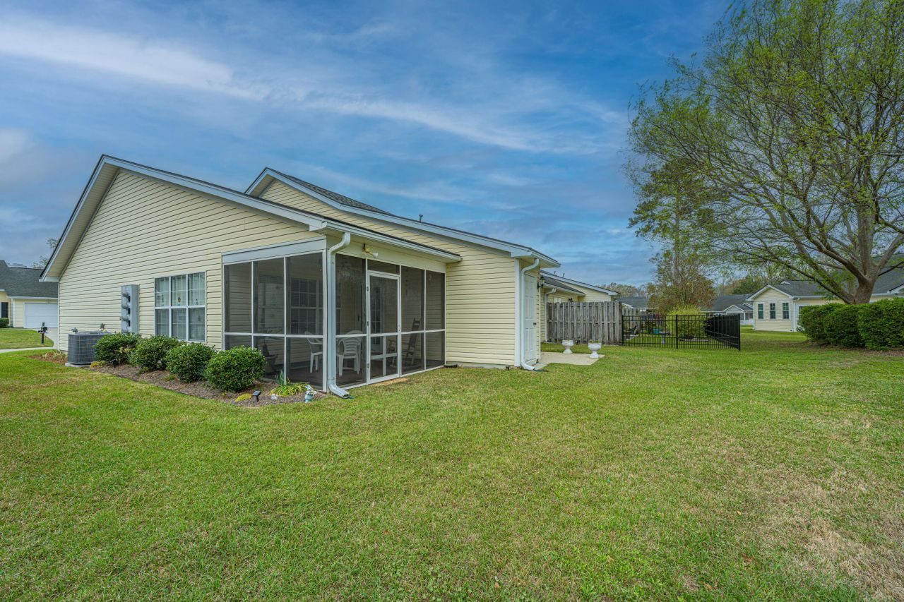 218 Dupont Way Photo 38