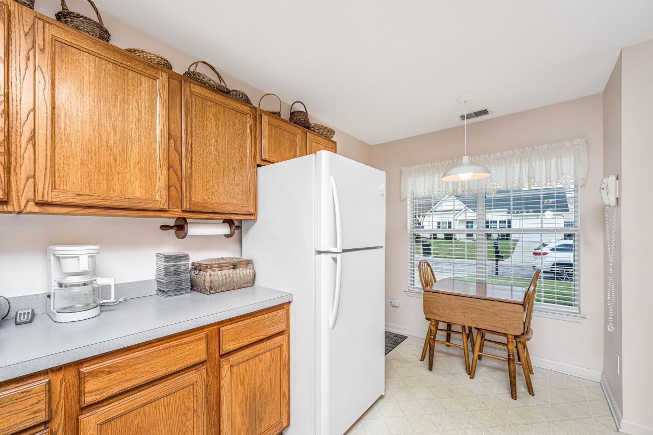 218 Dupont Way Photo 7