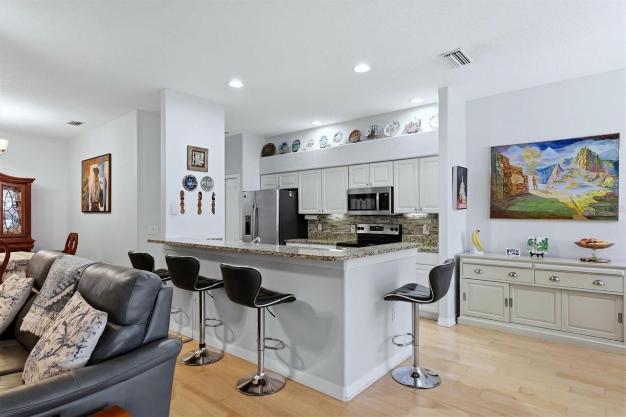 6726 W Country Club Lane, Sarasota, FL 34243 Photo