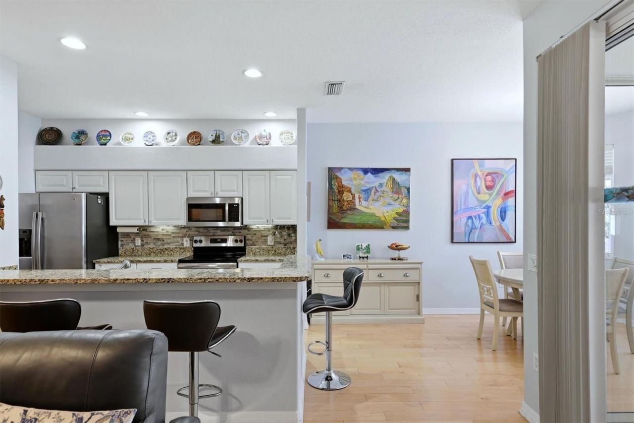 6726 W Country Club Lane, Sarasota, FL 34243 Photo