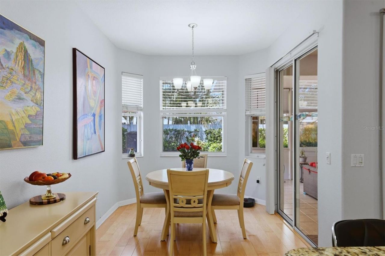 6726 W Country Club Lane, Sarasota, FL 34243 Photo