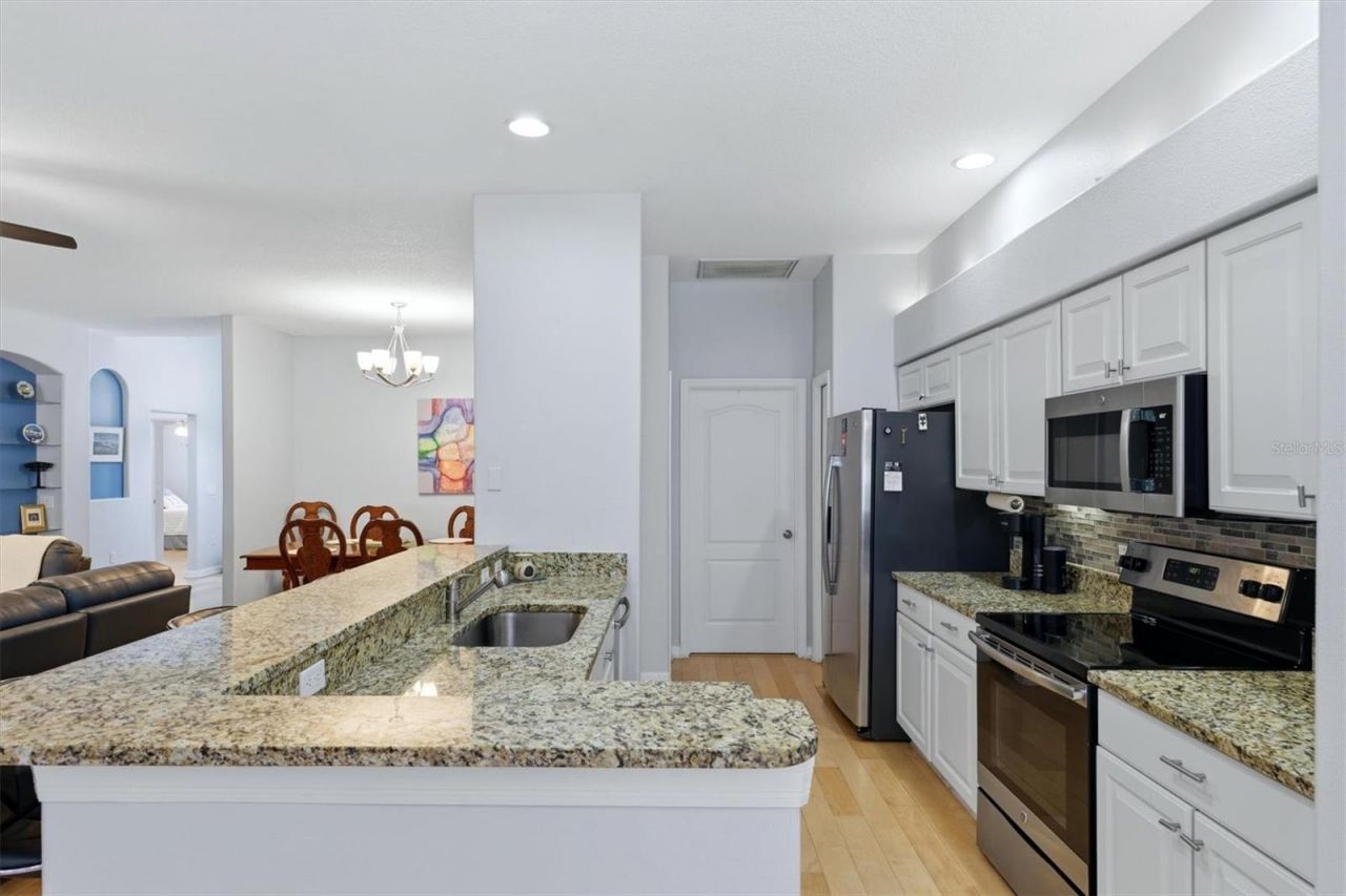 6726 W Country Club Lane, Sarasota, FL 34243 Photo