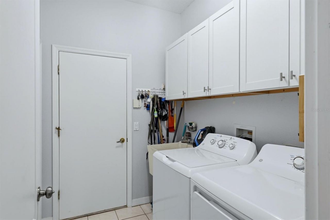 6726 W Country Club Lane, Sarasota, FL 34243 Photo