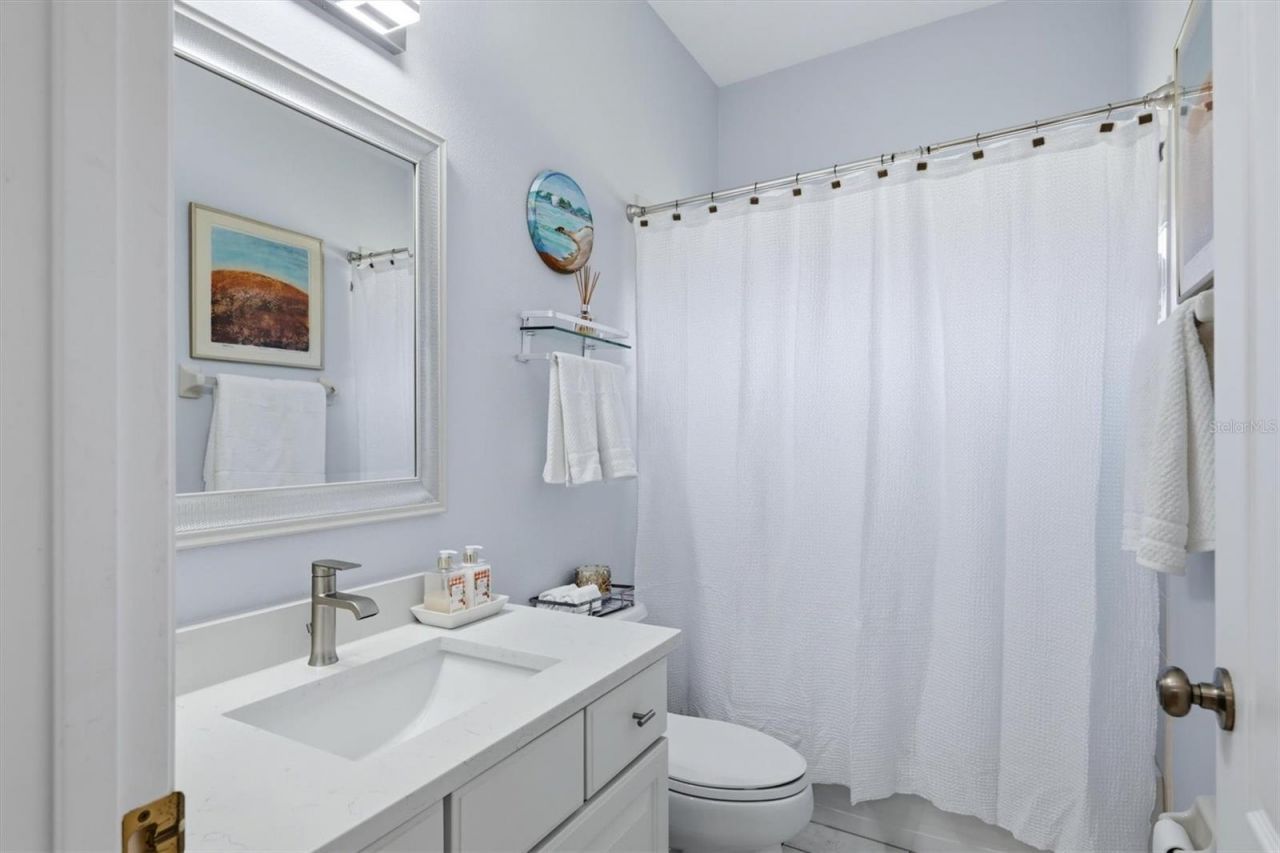 6726 W Country Club Lane, Sarasota, FL 34243 Photo