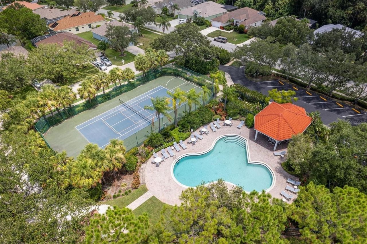 6726 W Country Club Lane, Sarasota, FL 34243 Photo