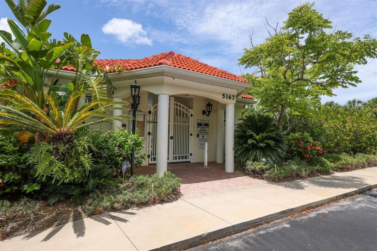 6726 W Country Club Lane, Sarasota, FL 34243 Photo