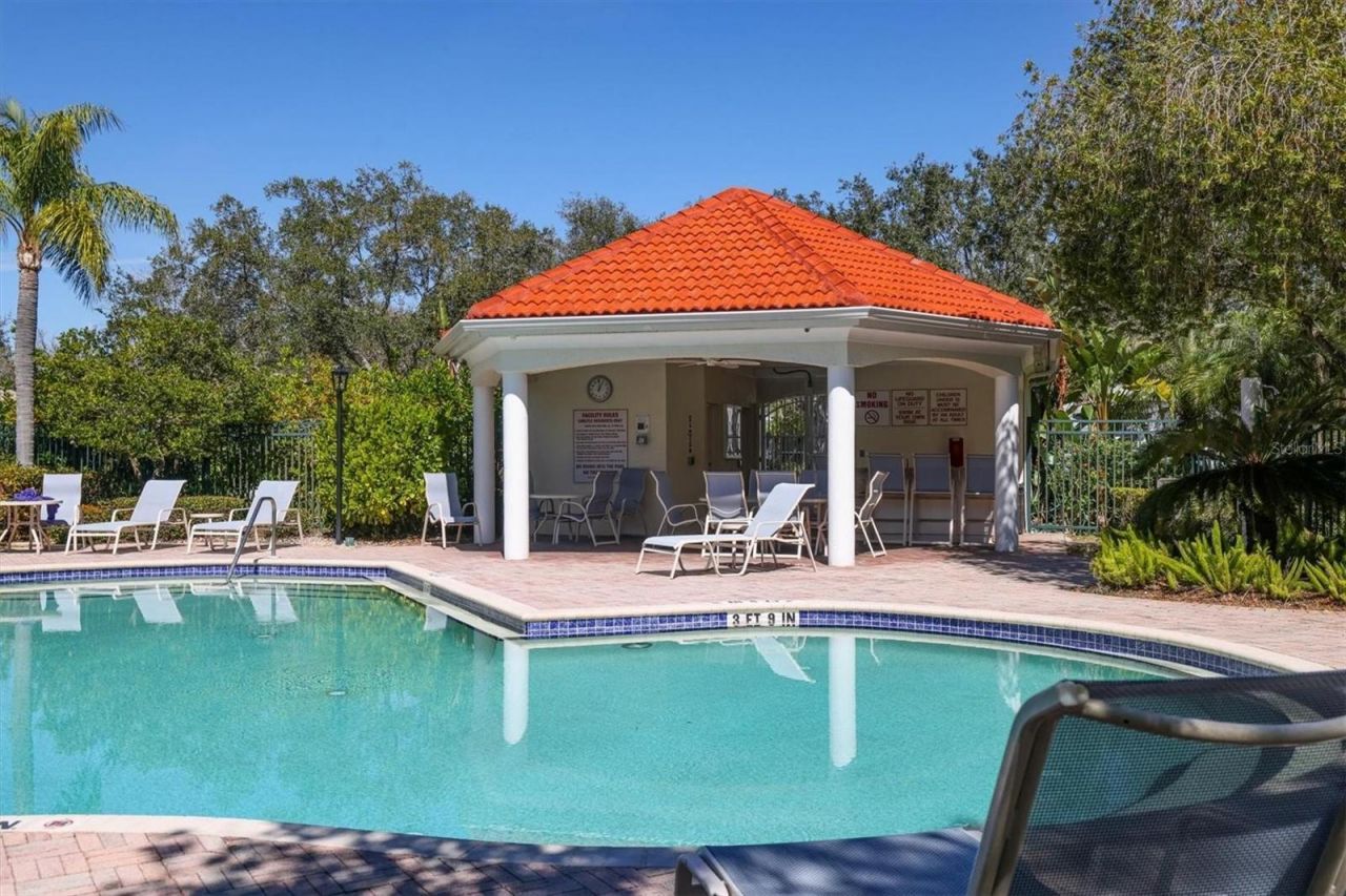 6726 W Country Club Lane, Sarasota, FL 34243 Photo