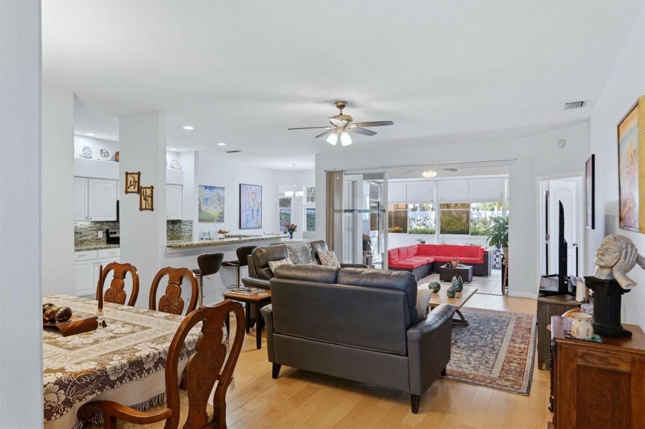 6726 W Country Club Lane, Sarasota, FL 34243 Photo