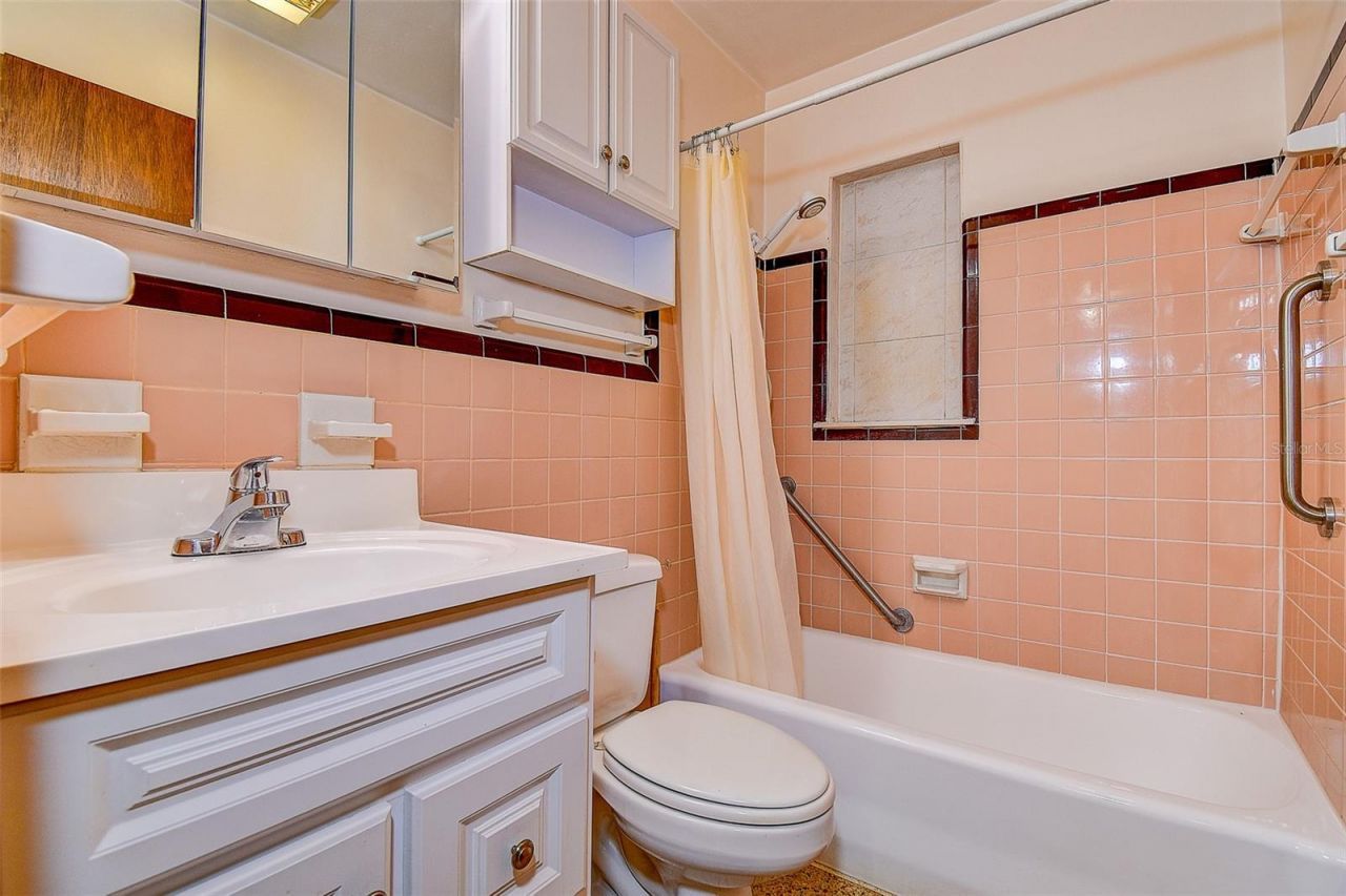 2518 40th Avenue N, Saint Petersburg, FL 33710 Photo