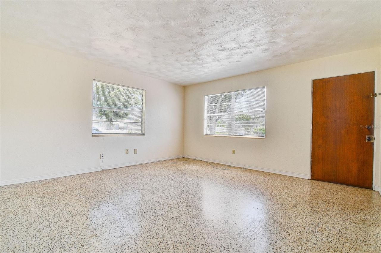 2518 40th Avenue N, Saint Petersburg, FL 33710 Photo