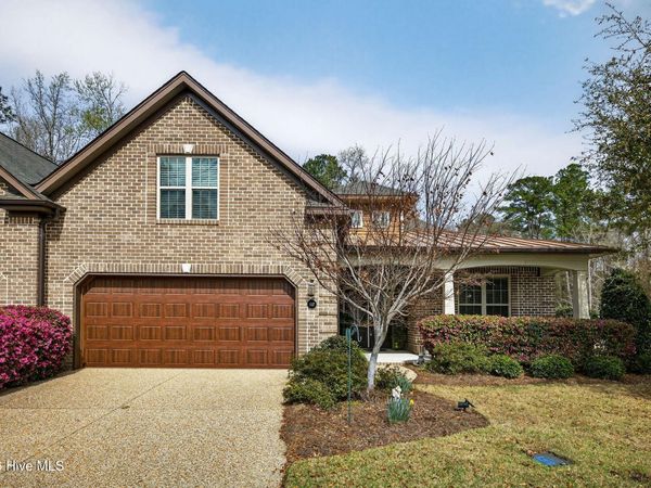 637 Jenoa Drive, Castle Hayne, NC 28429