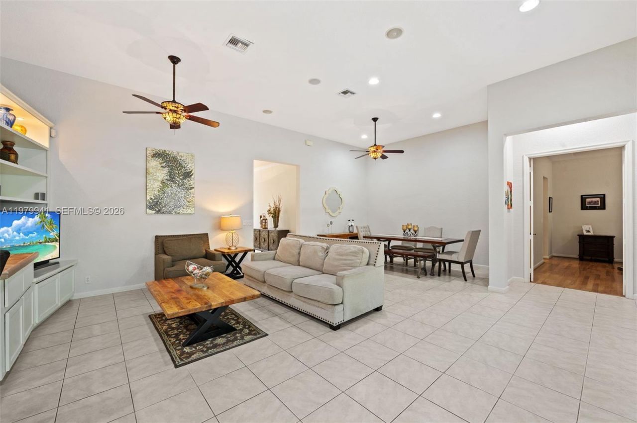 132 Via Castilla , Jupiter, FL 33458 Photo