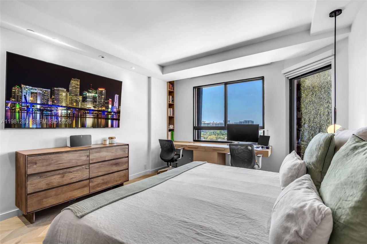 151 Crandon Blvd , Unit 1035, Key Biscayne, FL 33149 Photo