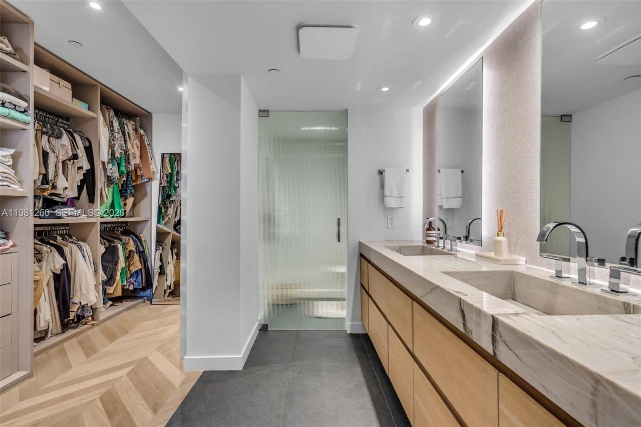 151 Crandon Blvd , Unit 1035, Key Biscayne, FL 33149 Photo