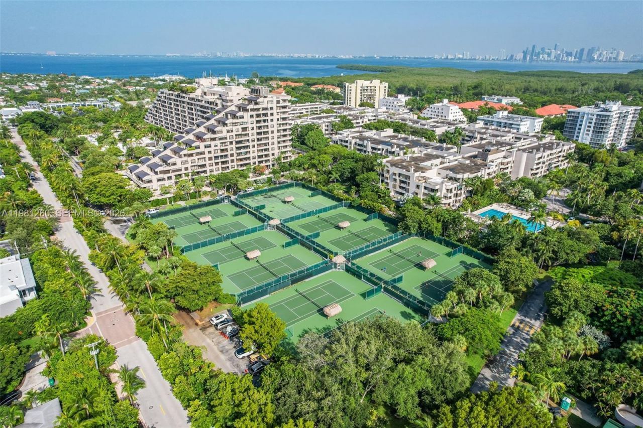 151 Crandon Blvd , Unit 1035, Key Biscayne, FL 33149 Photo