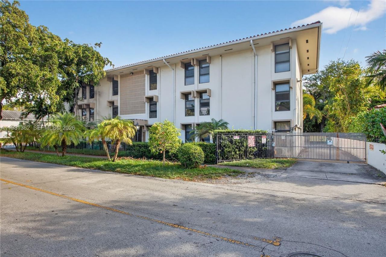 1600 S Le Jeune Rd, Unit 6, Coral Gables, FL 33134 Photo