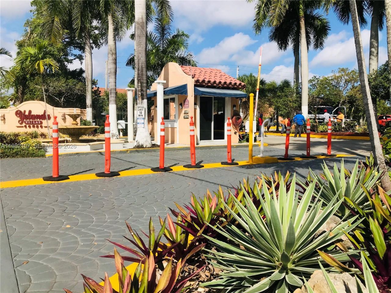 4550 NW 9th St, Unit 815E, Miami, FL 33126 Photo