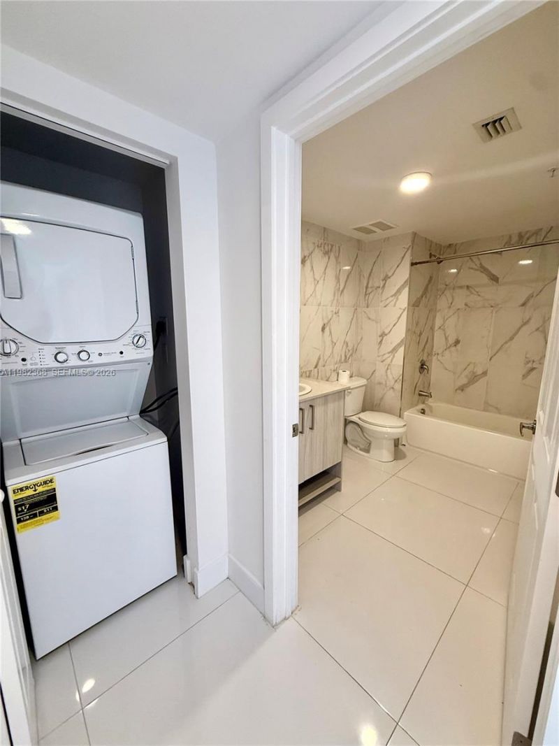10950 NW 82nd St, Unit 215, Doral, FL 33178 Photo