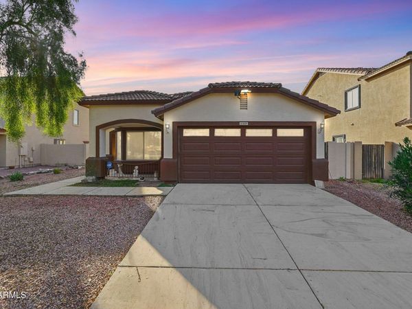 8109 W GLOBE Avenue, Phoenix, AZ 85043