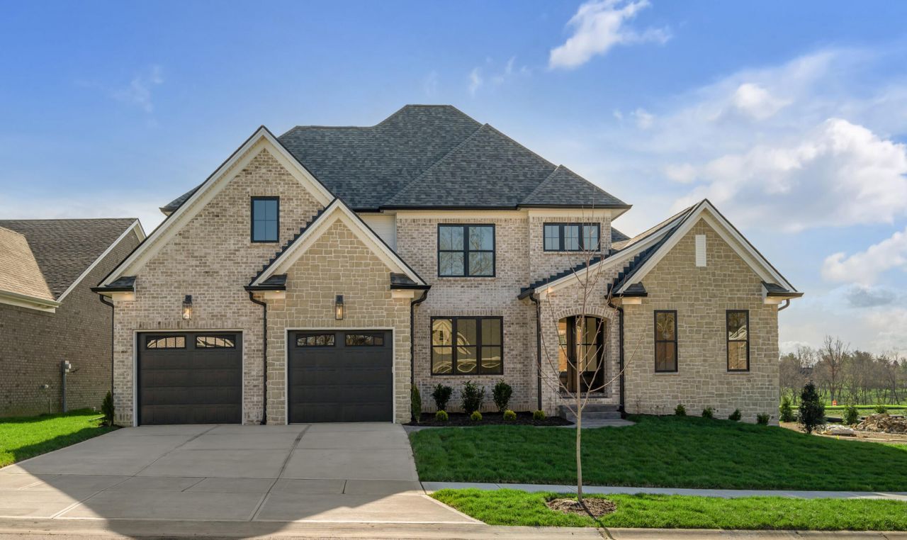 381 Weston Park, Lexington, KY 40515