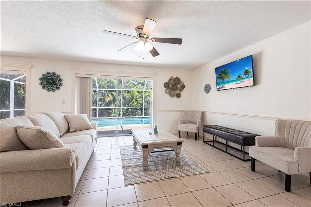 1623 SE 39th Ter, Cape Coral, FL 33904 Photo