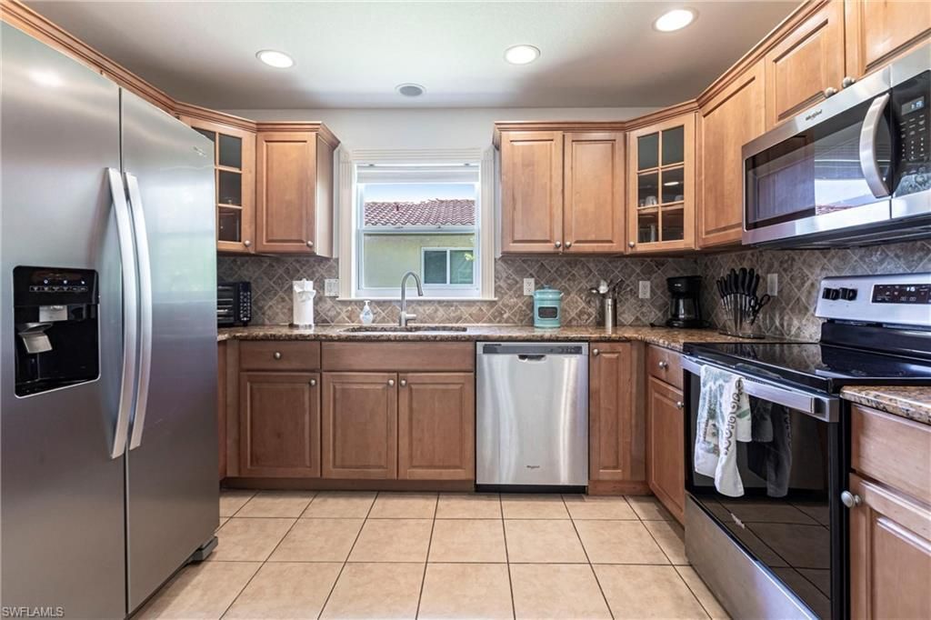 1623 SE 39th Ter, Cape Coral, FL 33904 Photo