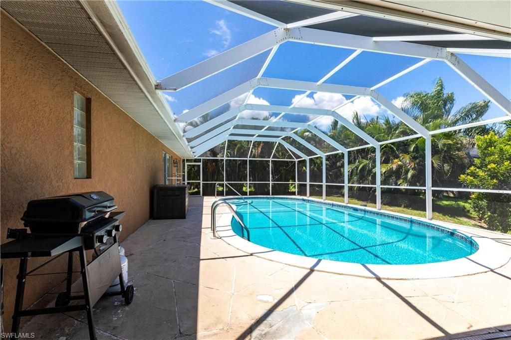 1623 SE 39th Ter, Cape Coral, FL 33904 Photo