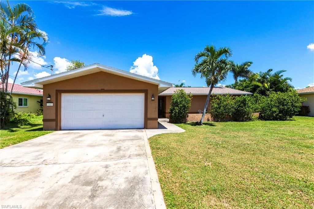 1623 SE 39th Ter, Cape Coral, FL 33904 Photo