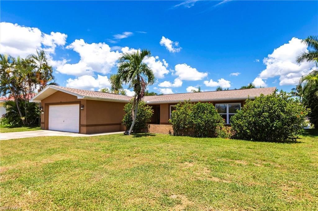 1623 SE 39th Ter, Cape Coral, FL 33904 Photo