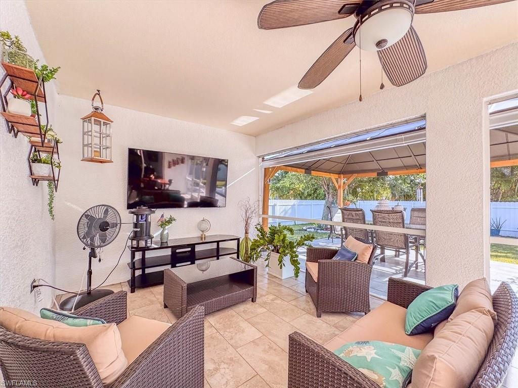 329 SW 30th Ave , Cape Coral, FL 33991 Photo