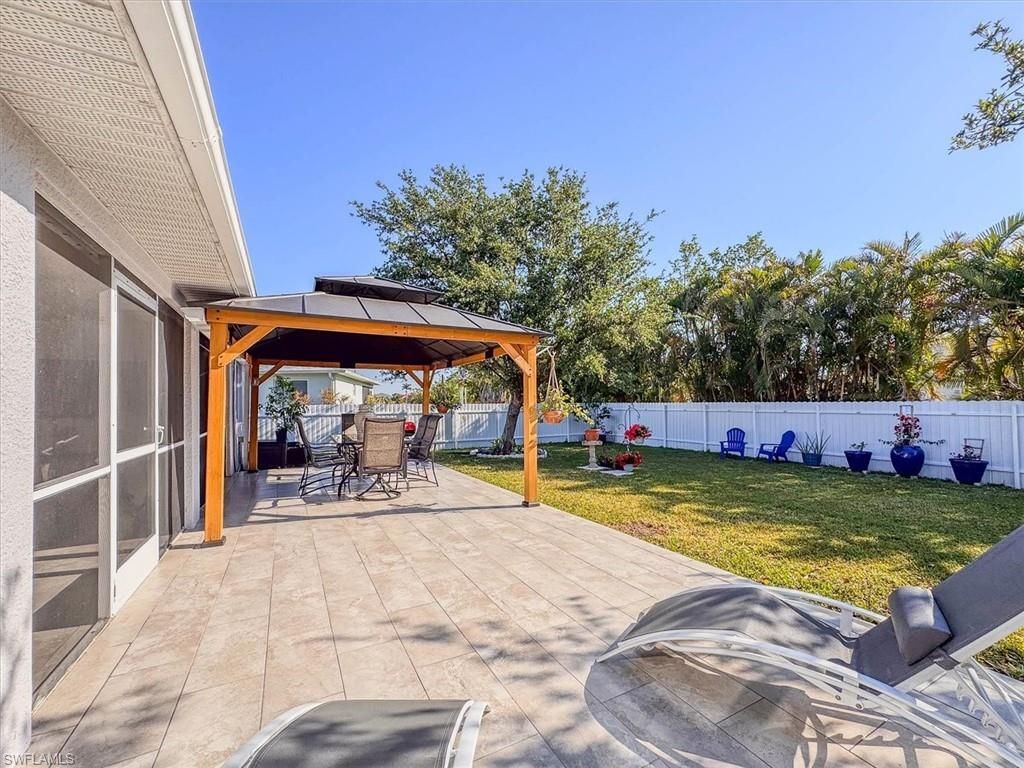 329 SW 30th Ave , Cape Coral, FL 33991 Photo