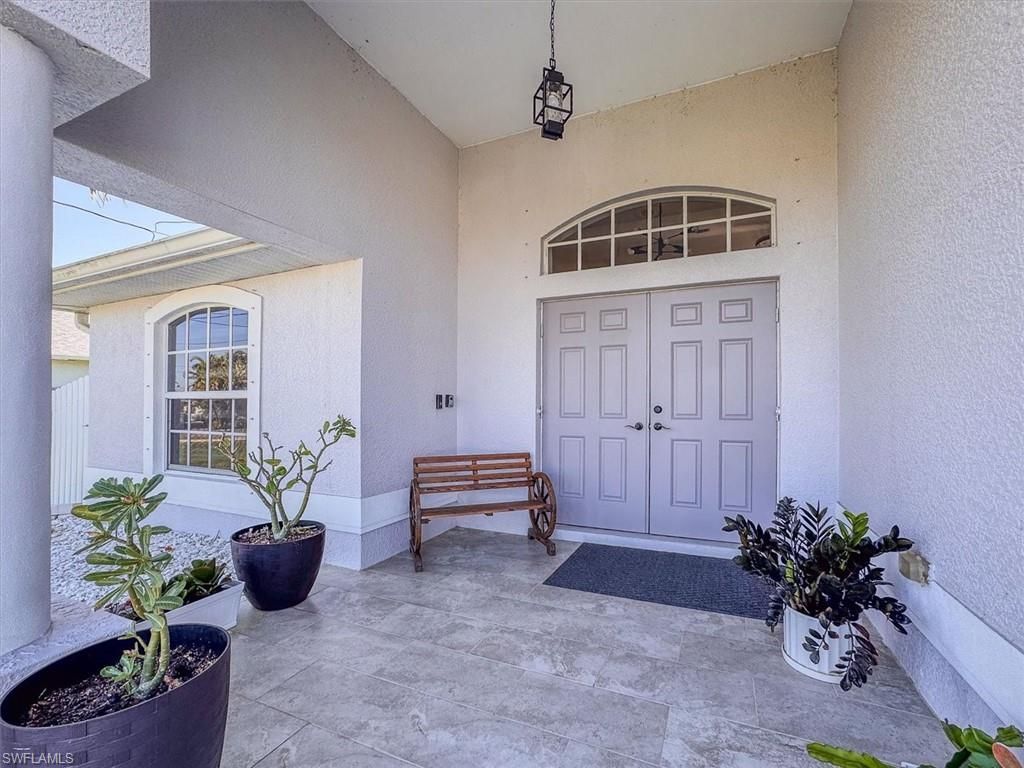 329 SW 30th Ave , Cape Coral, FL 33991 Photo