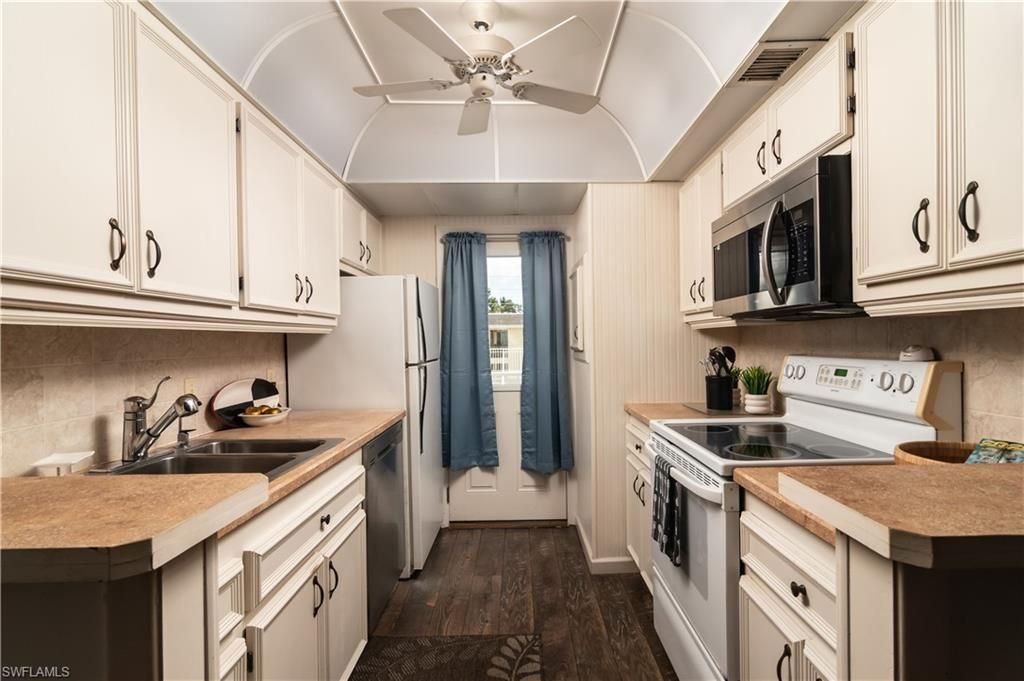 Please Call For Address, Unit 306, Naples, FL 34102 Photo