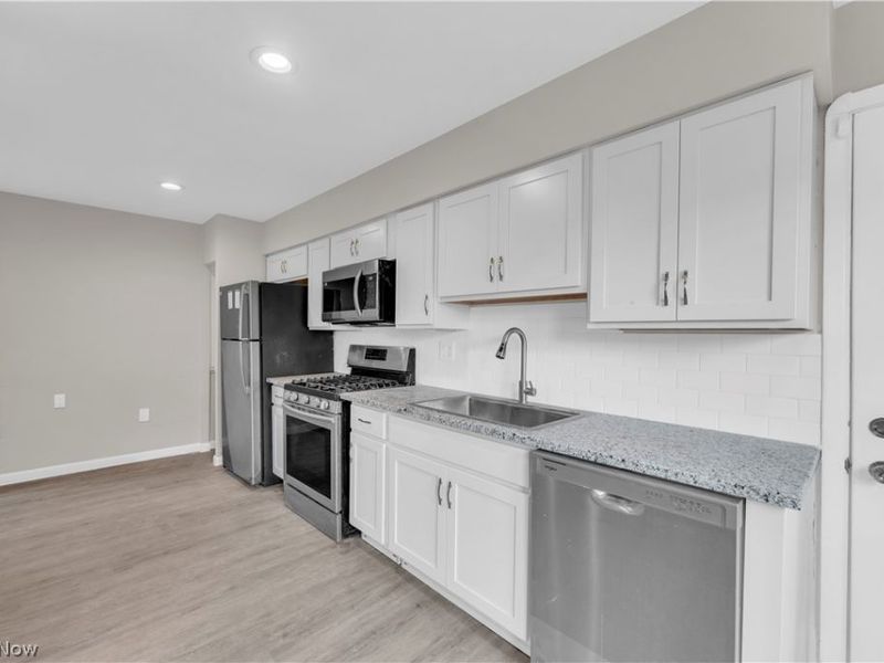 11930 Geraldine Avenue, Cleveland, OH 44111 Photo 12