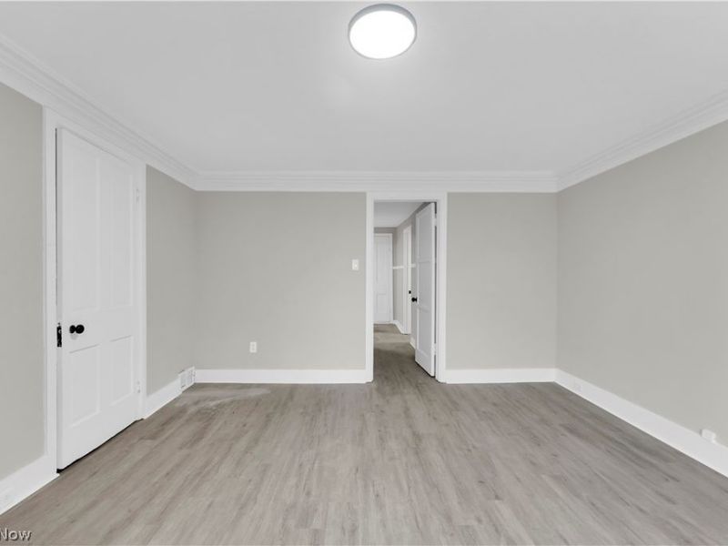 11930 Geraldine Avenue, Cleveland, OH 44111 Photo 23