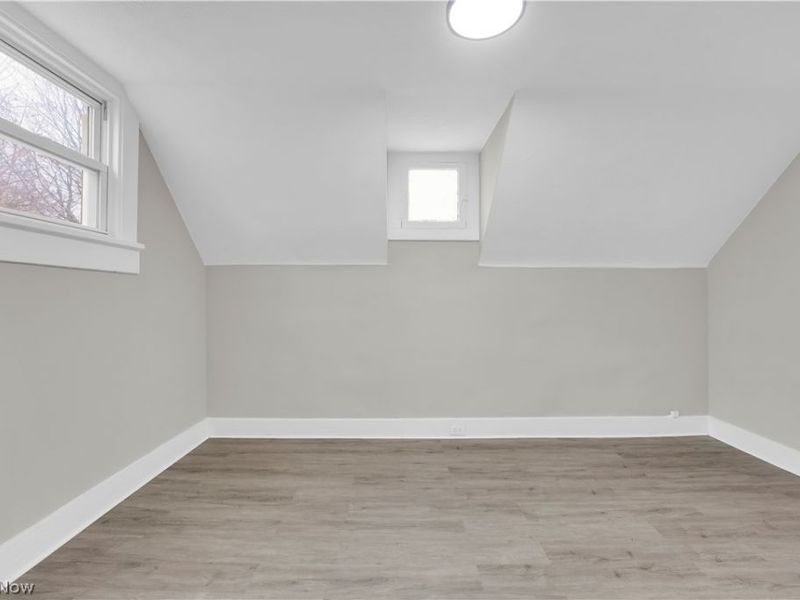 11930 Geraldine Avenue, Cleveland, OH 44111 Photo 24