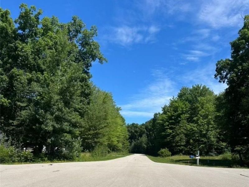 14065 Kimpton Trail, Hiram, OH 44234 Photo 3