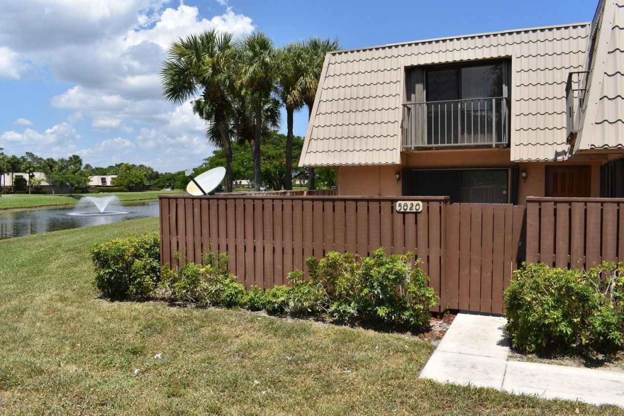 5020 50th Way, West Palm Beach, FL 33409 Photo