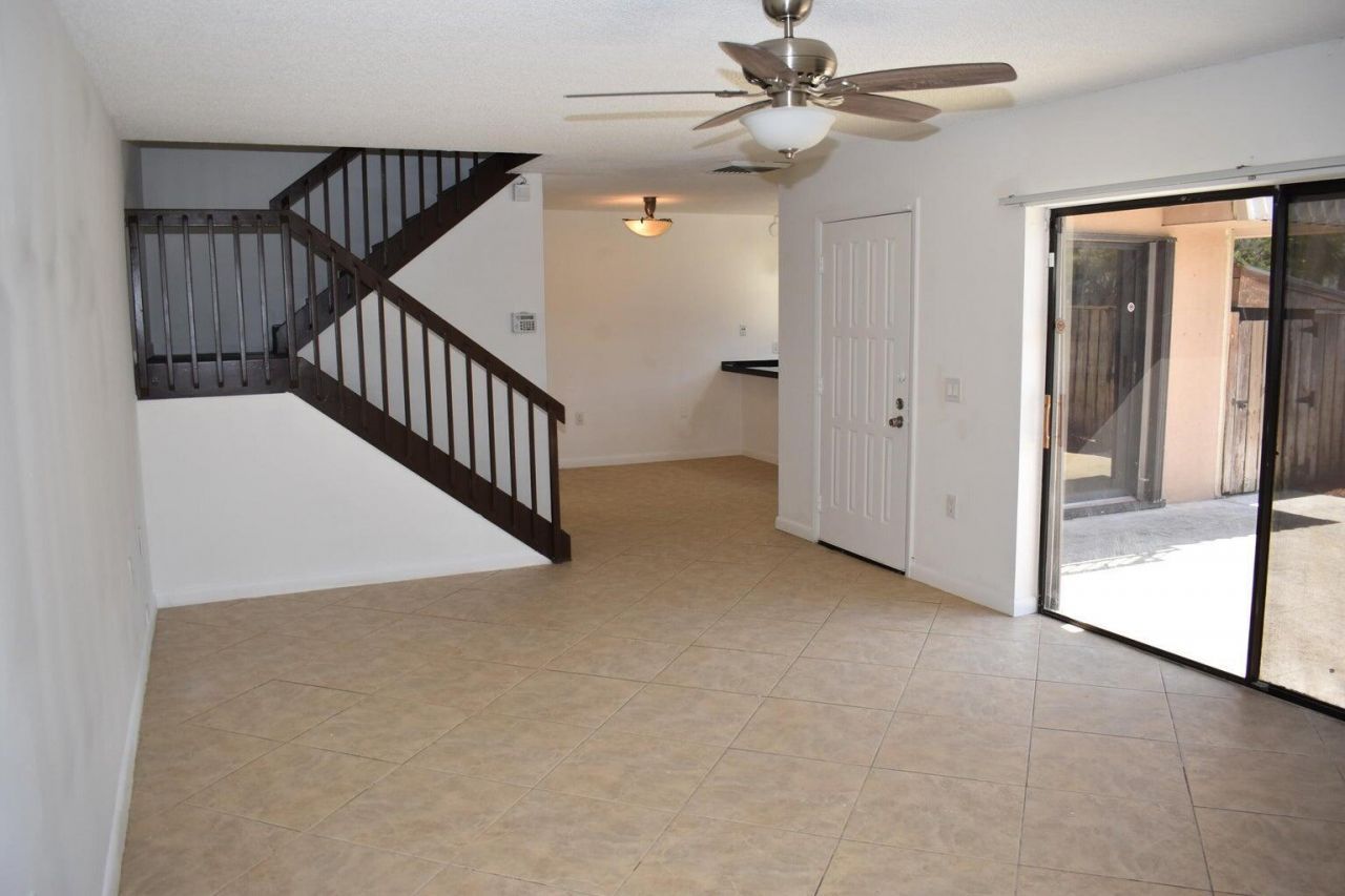 5020 50th Way, West Palm Beach, FL 33409 Photo