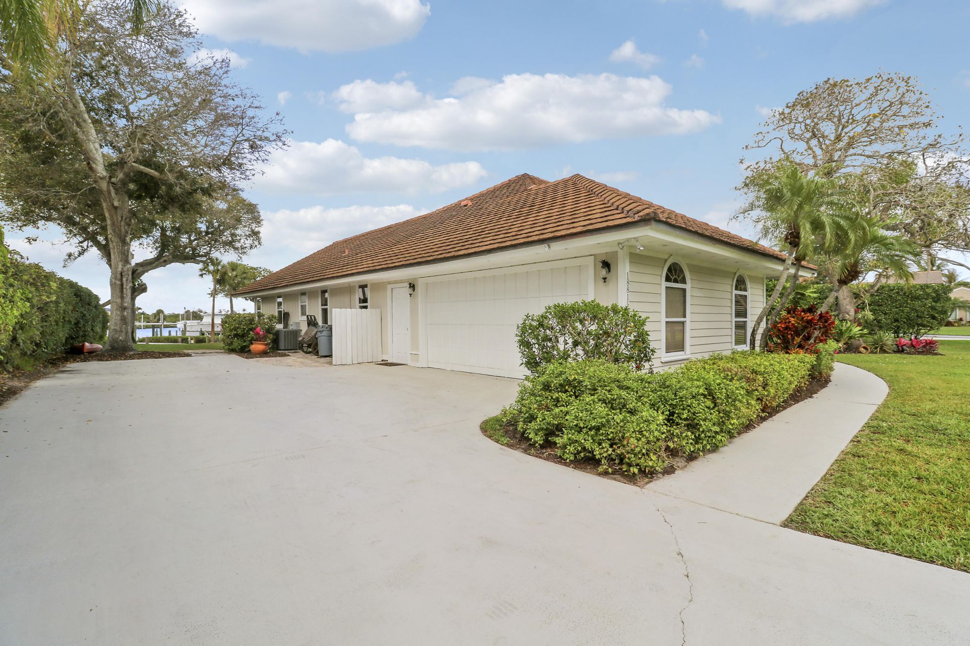 18815 SE River Ridge Road, Jupiter, FL 33469 Photo
