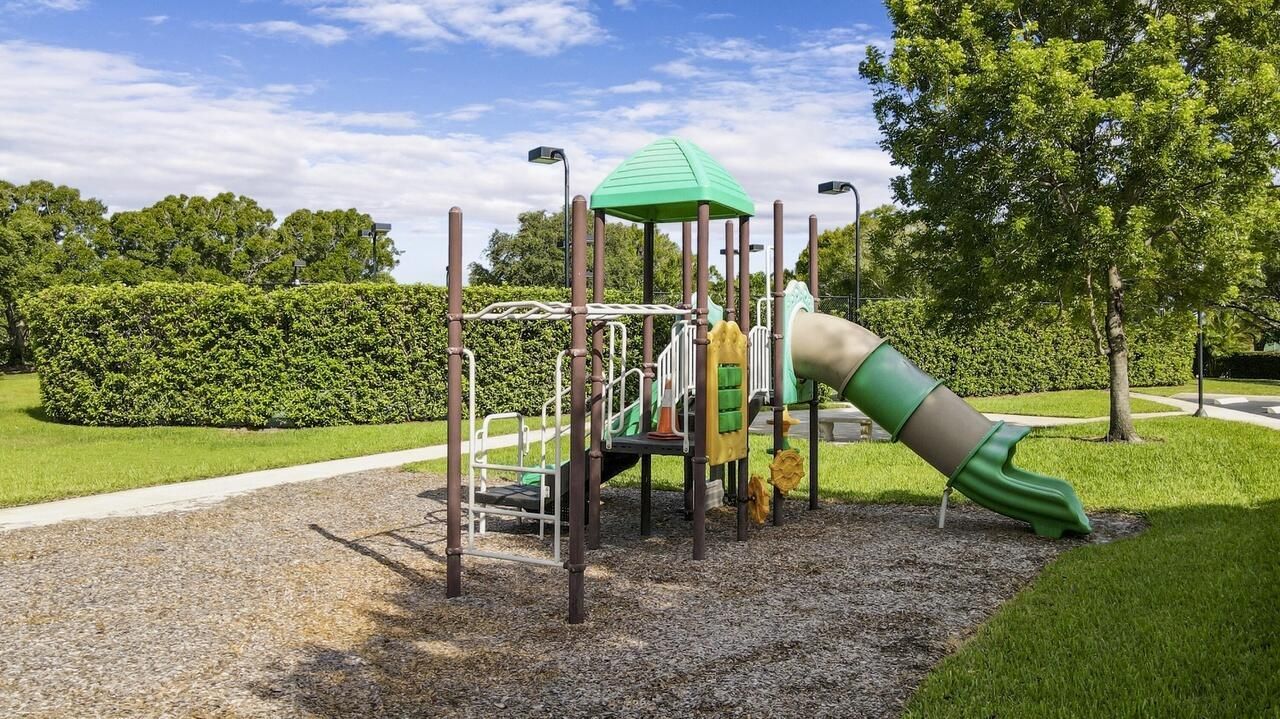 18815 SE River Ridge Road, Jupiter, FL 33469 Photo